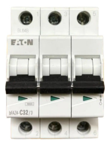 Kit Com 2 Peças: Disjuntor Tripolar Bfaz4-c32/3 32a Eaton -