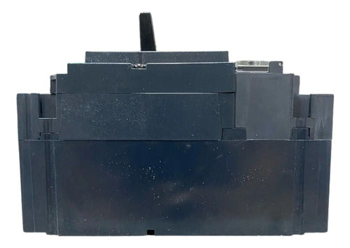 Disjuntor Tripolar 40a Nsx100b-tm40d Lv429554 Schneider