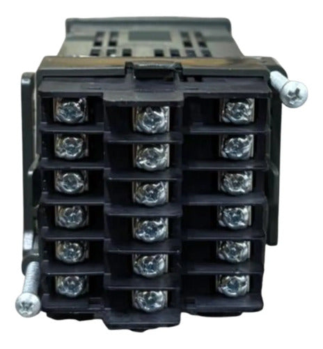 Controlador De Processos Hw4200/r-4q 14200101 Coel 100/240vca