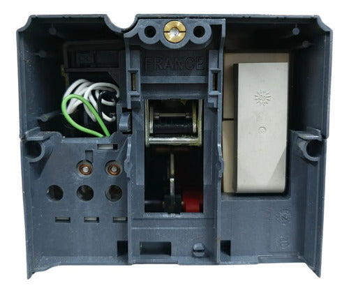 Dispositivo De Acionamento Mt100/160 440/480v Merlin Gerin 440/480v