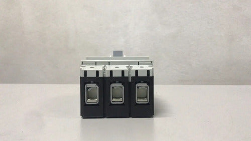 Disjuntor Tripolar 32a Lzmc1-a32 Eaton