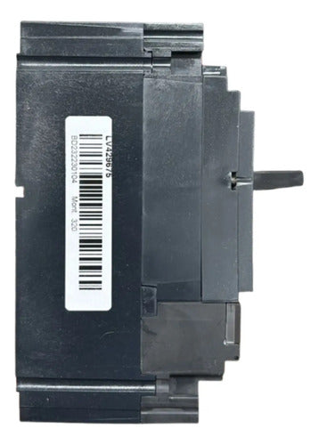 Disjuntor Tripolar 63a Nsx100h-tm63d Lv429672 Schneider