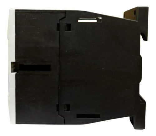 Contator Tripolar 220v 10ka 60hz Dilm9-10 Eaton