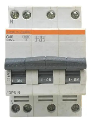 Disjuntor 3p+n Curva C 40a 21601 Merlin Gerin (schneider)