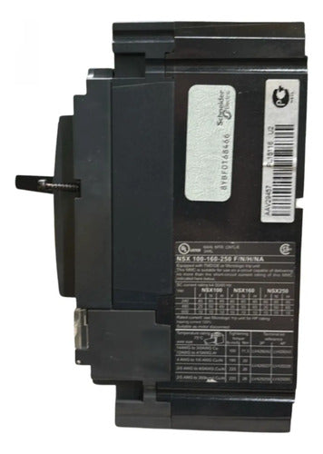 Disjuntor Tripolar 63a Nsx100f-tm63d Lv429632 Schneider