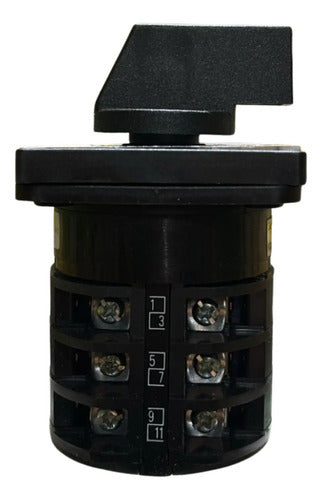 Comutador Rotativo Rev 32a K30f003up Schneider Preto -