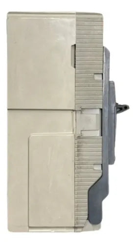 Disjuntor 3p 20a 6kv 690v Ezc100h3020 Schneider Electric