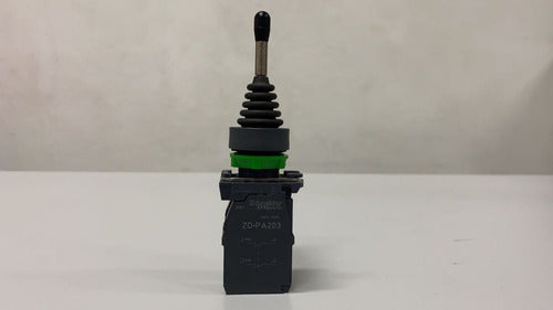 Manipulador 4 Direcoes Com Retorno Ao Ze Xd5pa24 Schneider
