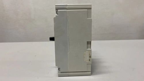 Disjuntor Tripolar 80a Fibr3080 Eaton