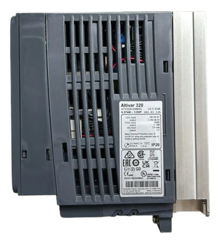 Inversor De Frequência 3,3a 200/240v Atv320u04m3c Schneider 240v