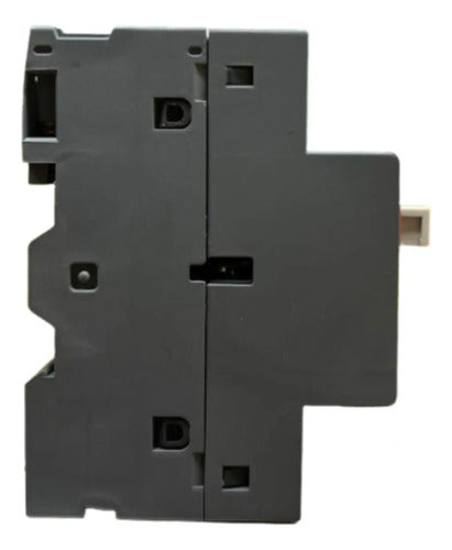 Disjuntor Termomagnético 3p 0,16-0,25a Gz1e02 Schneider 690 Vca 50-60 Hz