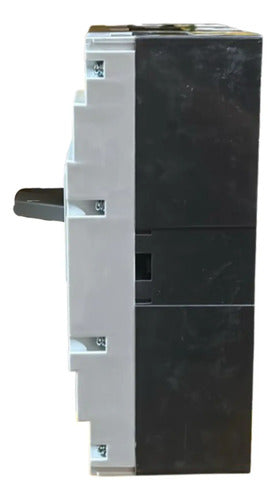 Disjuntor Termomagnético Elcm6-c3700 3p 700a 415v Eaton