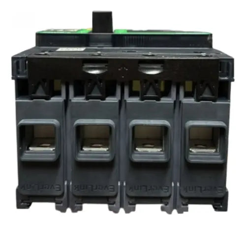 Disjuntor Nsxm 70ka Tm160d 4p/4t C12h4tm160l Schneider