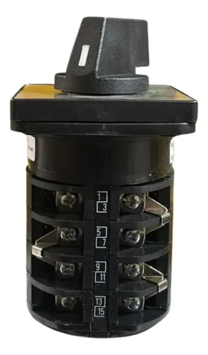 Comutador Rotativo 32a K30h004pp Schneider Preto 600
