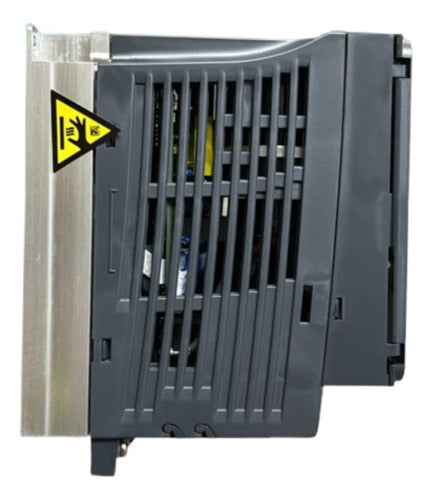 Inversor De Frequência 3,3a 200/240v Atv320u04m3c Schneider 240v