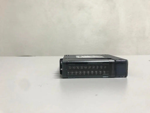 Fanuc De Saída De Relé Módulo Controlador Plc Ic694mdl634a