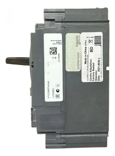 Disjuntor 3p Cvs250f-tm250d 250a Lv525333 Schneider