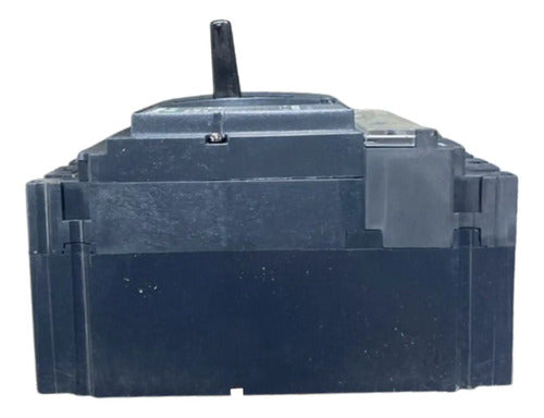 Disjuntor Tripolar 32a Nsx100n-tm32d Lv429845 Schneider