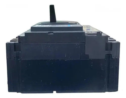 Disjuntor Tripolar 32a Nsx100l-tm32d Schneider