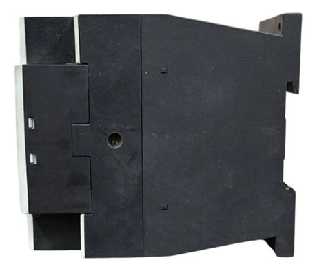 Contator Tripolar Dilm17-01 220v 17a 50/60hz Moeller 24-27vdc