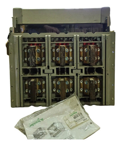 Disjuntor Ce076 Nw25h1 48070 2500a Tripolar Schneider 690 50/60 Hz