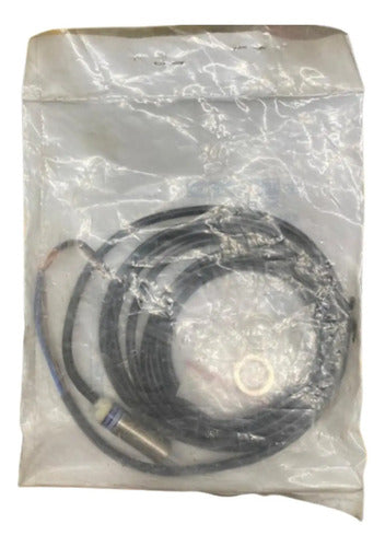 Sensor Indutivo M12 12-24vdc Cab2m Xs112b3pal2 Telemecanique