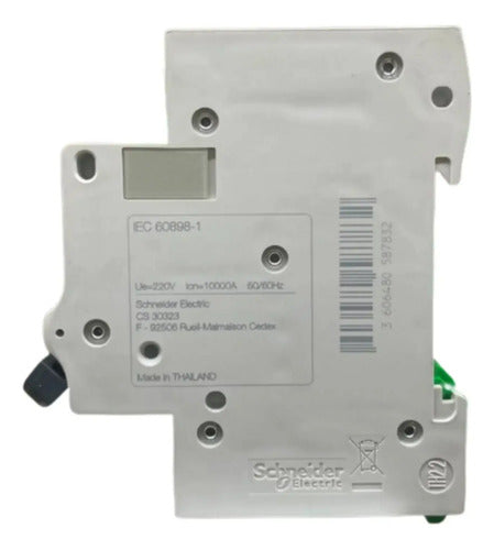 Disjuntor Easy9 3p 20a 6ka 400v Curva C Ez9f56320 Schneider
