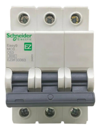 Disjuntor Tripolar 63a 3ka 400vca Ez9f33363 Schneider