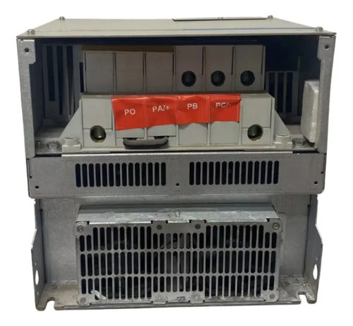 Inversor Frequência 55 Kw 380-480 V Atv61hd55n4 Schneider 380-480 Vac