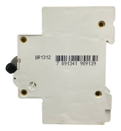 Disjuntor Easy9 3p 70a K32a3c70 Schneider - 50 60 Hz