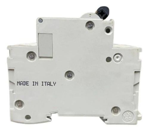 Disjuntor Tripolar 25a C60h 25002 Schneider (merlin Gerin)