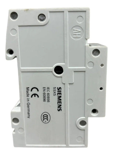 Disjuntor 5sx5210-7 3p C10 Siemens